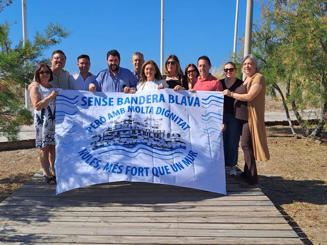 Nules sin banderas en tamaño mediano