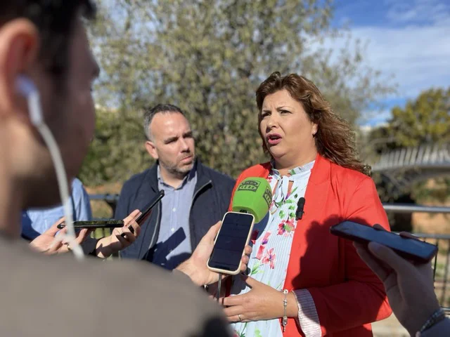 Patricia puerta en tamaño mediano