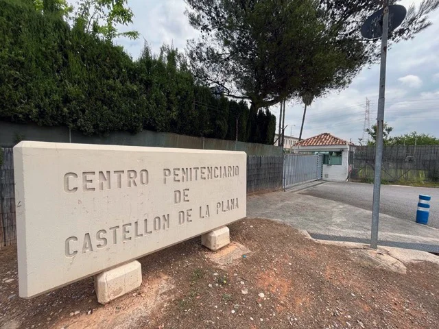 CASTELLON I CARTEL ACCESO en tamaño mediano